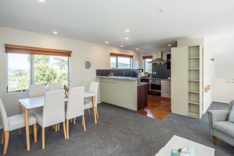 Photo of property in 52 Bedford Street, Northland, Wellington, 6012