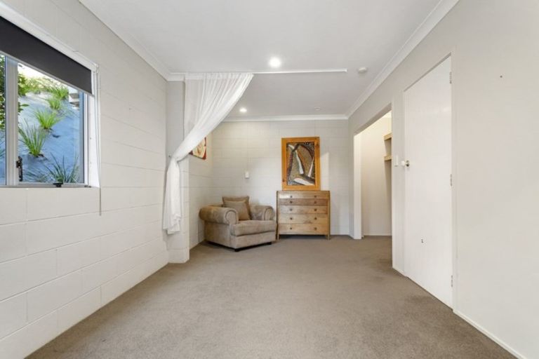 Photo of property in 43 Darraghs Road, Brookfield, Tauranga, 3110