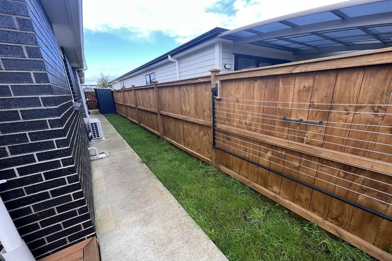Photo of property in 5a Rapoi Lane, Karaka, Papakura, 2113