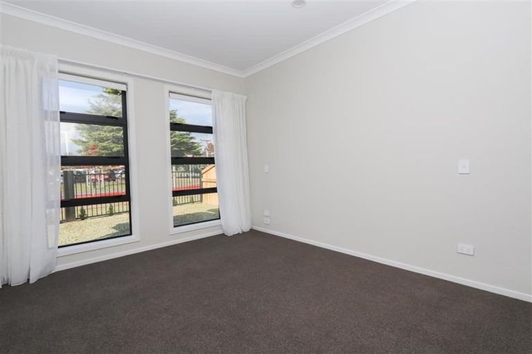 Photo of property in 1/2 Lambert Court, Glenview, Hamilton, 3206