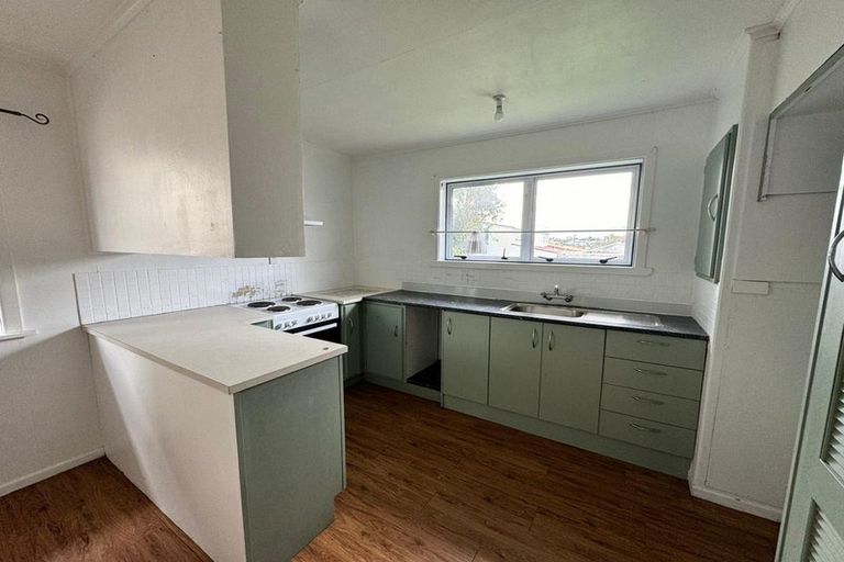 Photo of property in 16 Thompson Terrace, Manurewa, Auckland, 2102