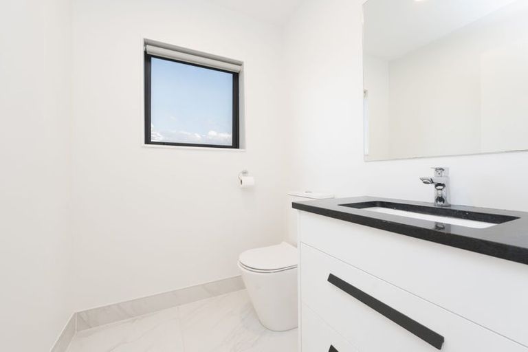 Photo of property in 55 Platinum Rise, Ranui, Auckland, 0612