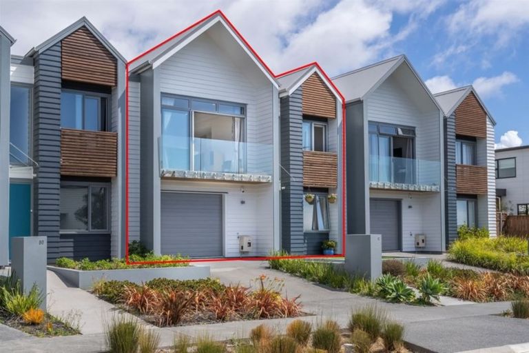 Photo of property in 82 Caldera Drive, Long Bay, Auckland, 0630