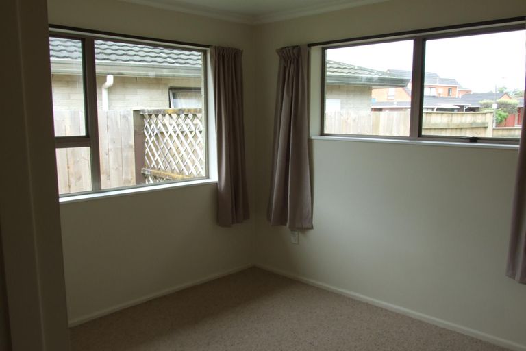 Photo of property in 62 Pencarrow Street, Highbury, Palmerston North, 4412