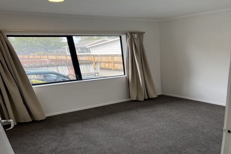 Photo of property in 1/109 Wattle Farm Road, Wattle Downs, Auckland, 2103