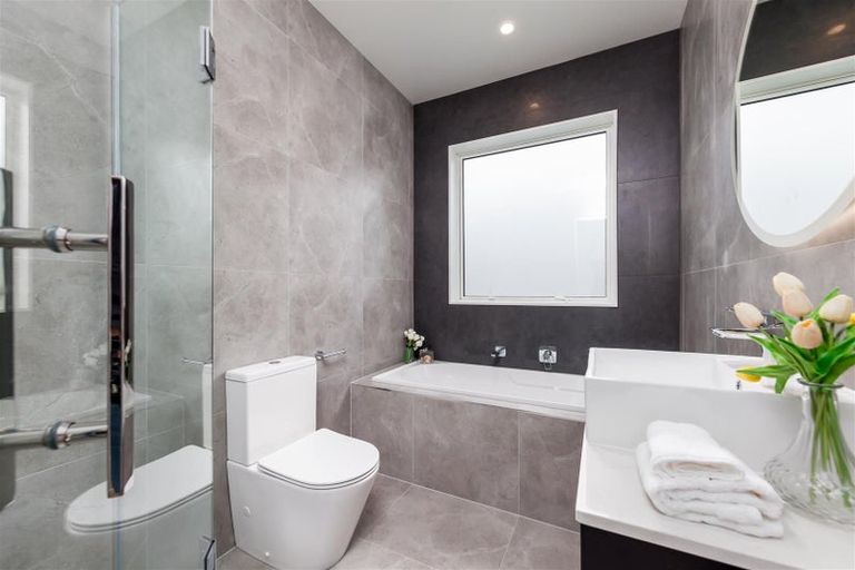 Photo of property in 30 Archibald Drive, Wainui, 0932