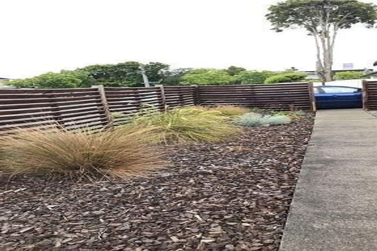 Photo of property in 2/18 Newnham Terrace, Upper Riccarton, Christchurch, 8041