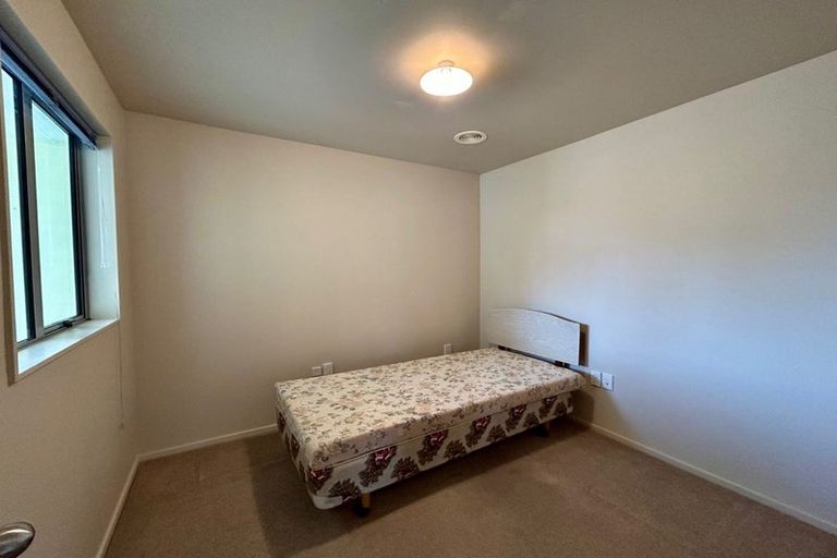 Photo of property in 36 Henley Street, Westport, 7825