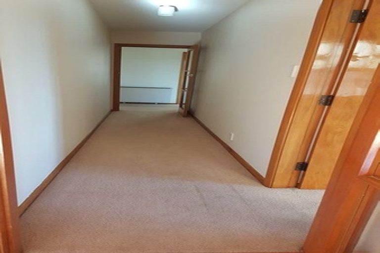 Photo of property in 23 Middlepark Road, Sockburn, Christchurch, 8042