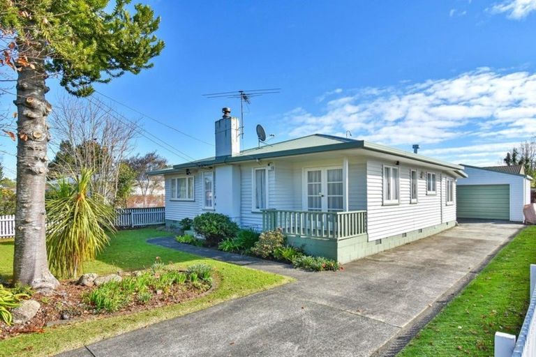 Photo of property in 1/5 Edmund Hillary Avenue, Papakura, 2110