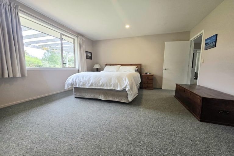 Photo of property in 374 Airedale Road, Weston, Oamaru, 9492