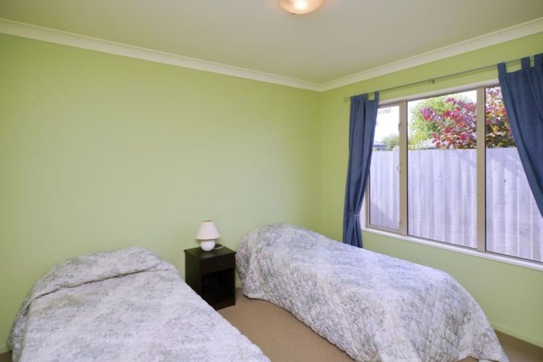 Photo of property in 14 Yellowlees Drive, Kaiapoi, 7630