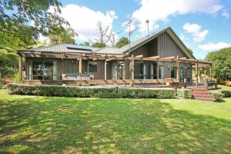 Photo of property in 22b Stone Road, Bombay, 2675