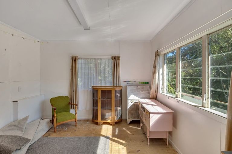 Photo of property in 16 Miro Street, Inglewood, 4330