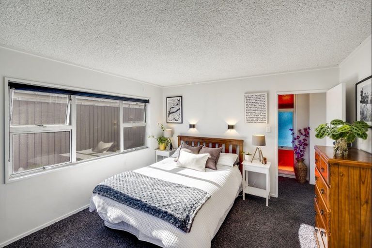 Photo of property in 30 Durham Avenue, Tamatea, Napier, 4112