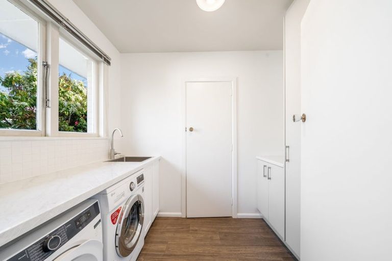 Photo of property in 283 Waimairi Road, Ilam, Christchurch, 8041