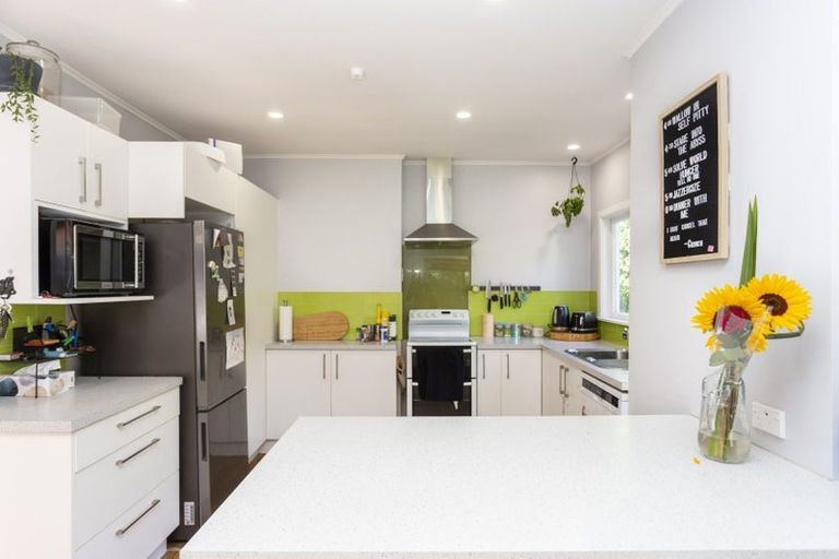 Photo of property in 422 Yaldhurst Road, Russley, Christchurch, 8042