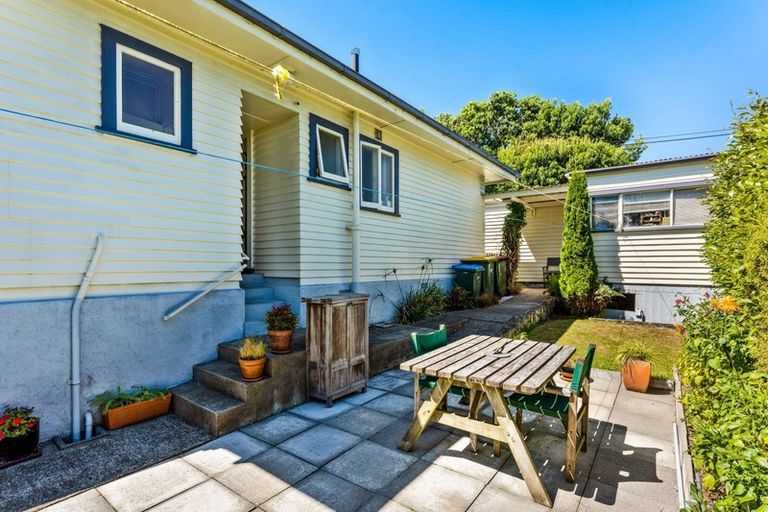 Photo of property in 10 Elizabeth Street, Pukerua Bay, 5026