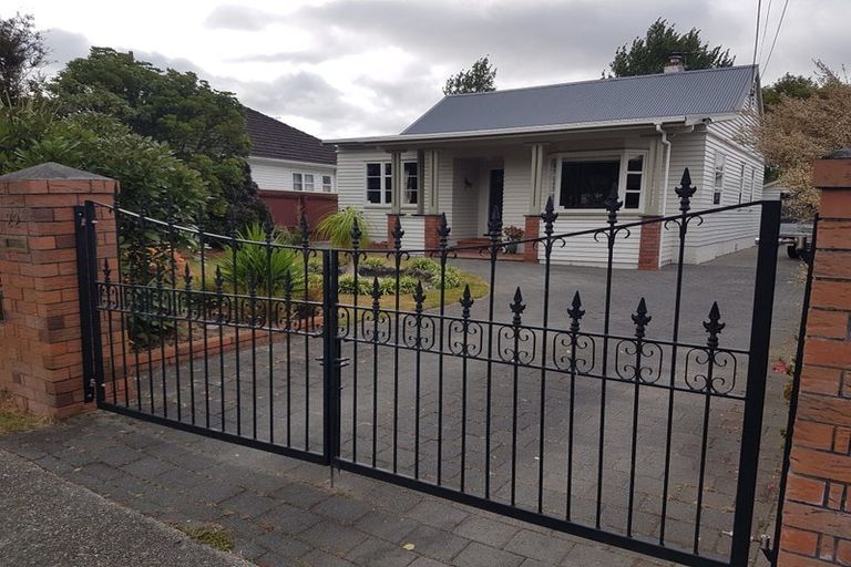 Photo of property in 22 Mcparland Street, Ebdentown, Upper Hutt, 5018