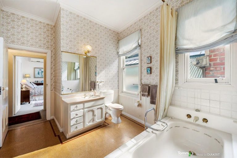 Photo of property in 64 Hill Street, Thorndon, Wellington, 6011