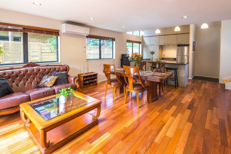 Photo of property in 18a Howe Street, Howick, Auckland, 2014