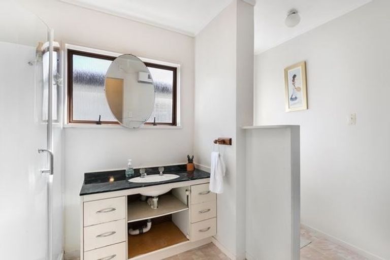 Photo of property in 1/20 Ashdown Place, Pahurehure, Papakura, 2113