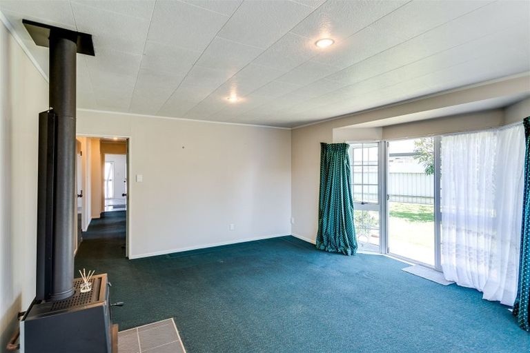 Photo of property in 12 Ted Harpur Place, Onekawa, Napier, 4110