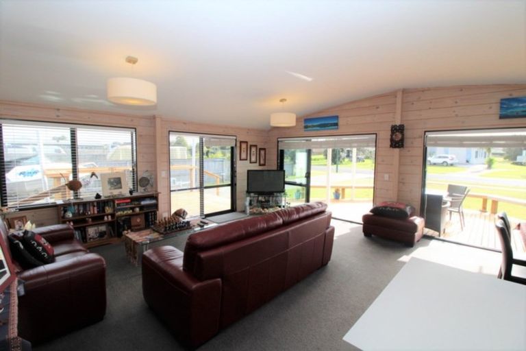 Photo of property in 417 Matarangi Drive, Matarangi, Whitianga, 3592