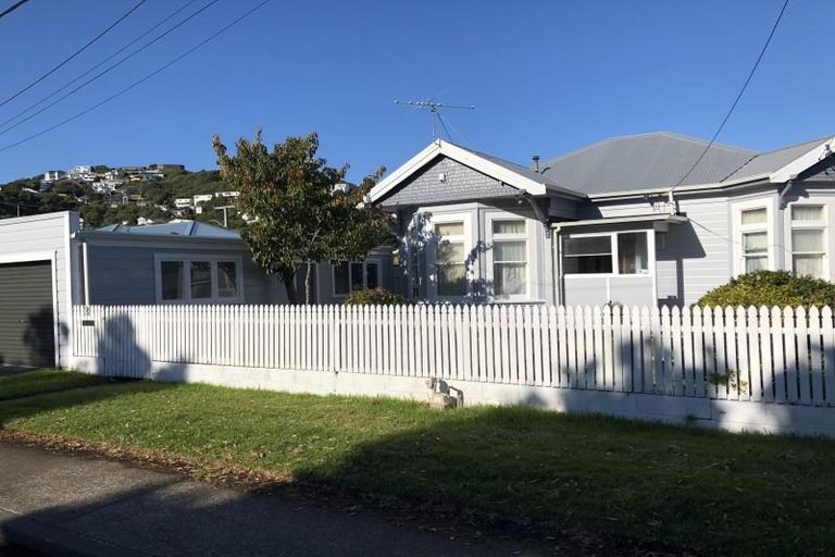 Photo of property in 28 Chelsea Street, Miramar, Wellington, 6022