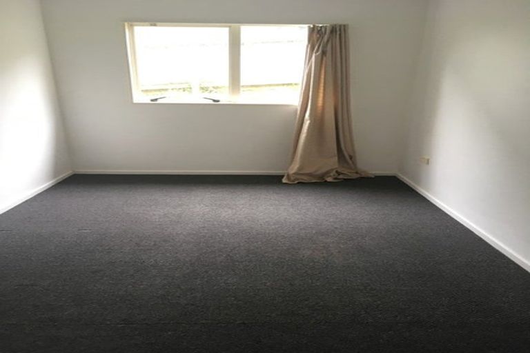Photo of property in 8 Alice Place, Hillcrest, Auckland, 0627