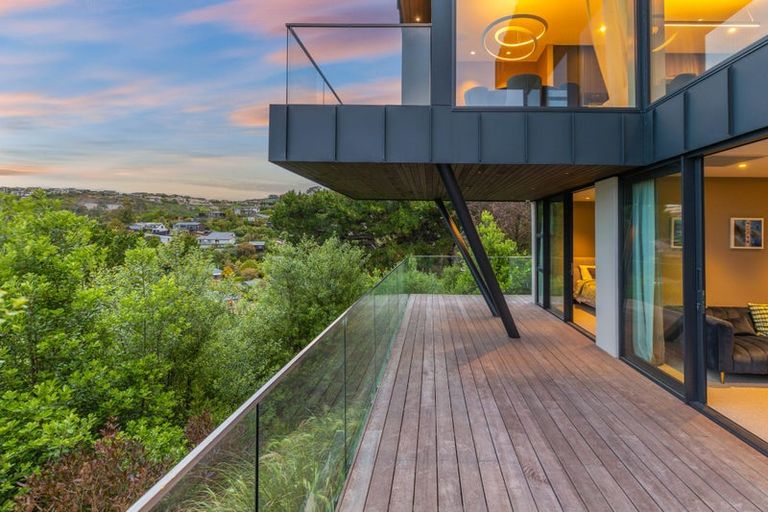 Photo of property in 37 Mount Pleasant Road, Mount Pleasant, Christchurch, 8081