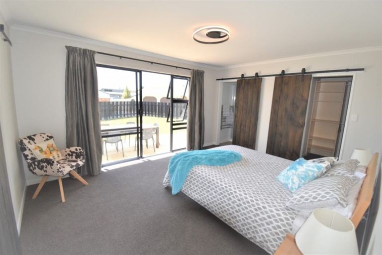 Photo of property in 12 Te Kama Street, Levin, 5510