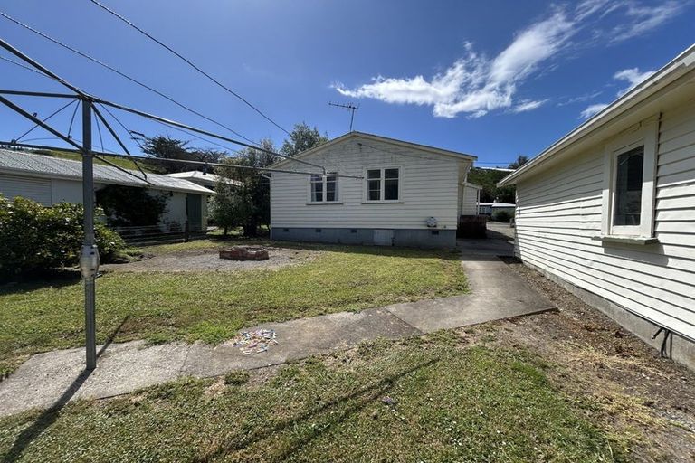 Photo of property in 13 Blackhill Road, Tinui, 5894