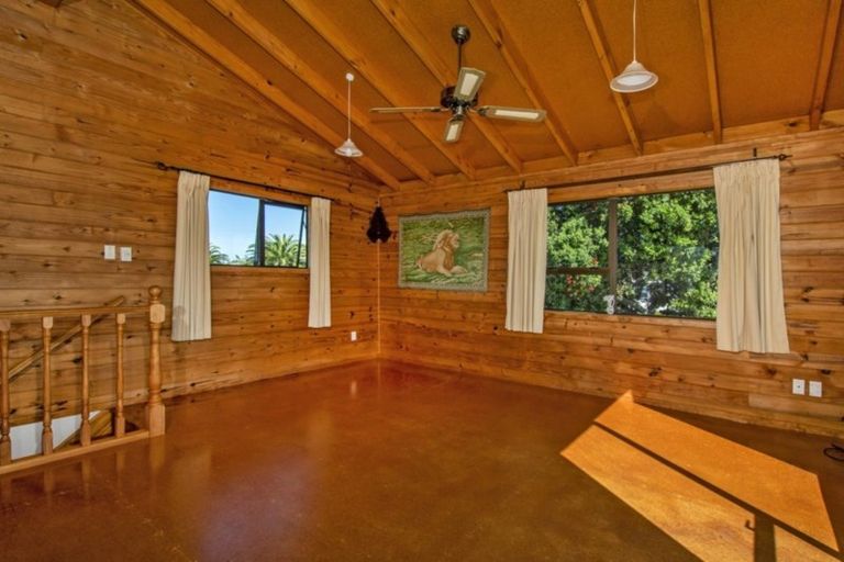 Photo of property in 223 One Tree Point Road, One Tree Point, 0118