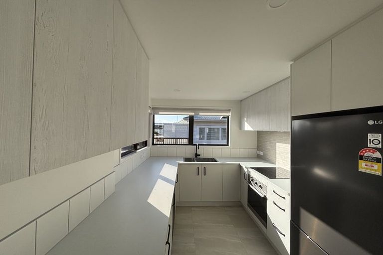 Photo of property in 27a Bay Street, Red Beach, 0932