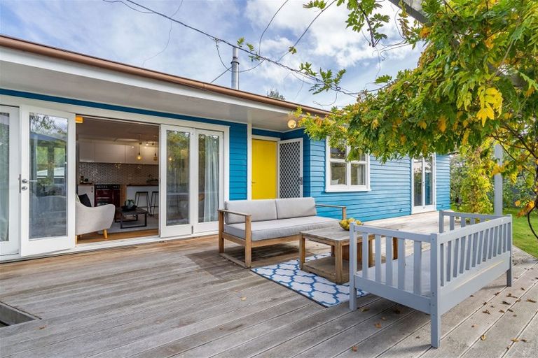 Photo of property in 4 Greenaway Place, Martinborough, 5711