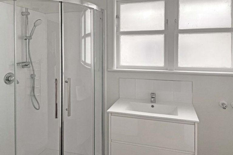 Photo of property in 351 Karori Road, Karori, Wellington, 6012