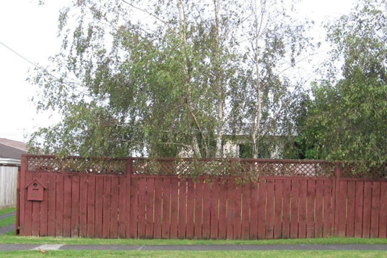 Photo of property in 1/291 Royal Road, Massey, Auckland, 0614