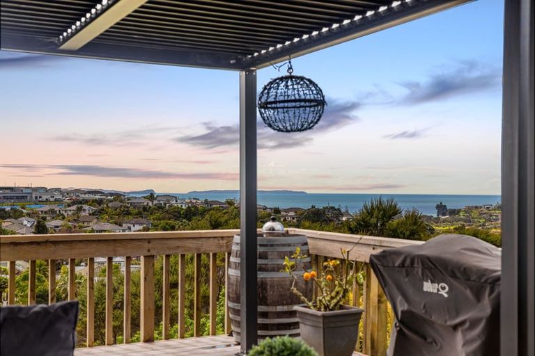 Photo of property in 15 Moorgreen Heights, Torbay, Auckland, 0630