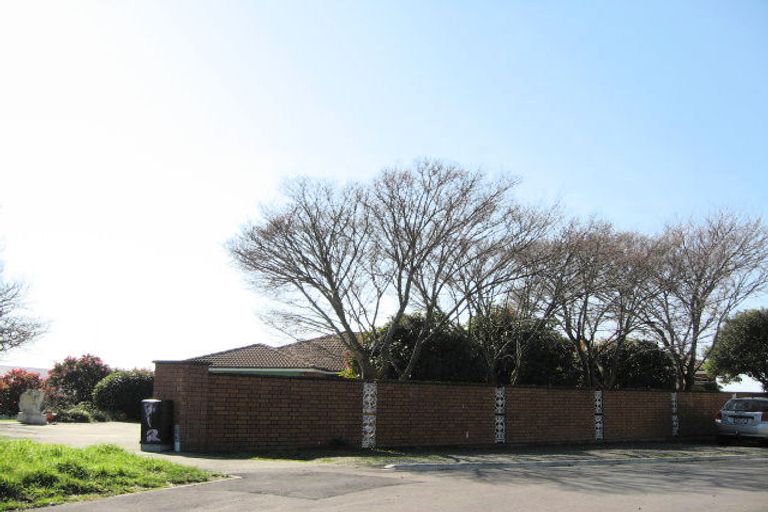 Photo of property in 59 Dyers Pass Road, Cashmere, Christchurch, 8022