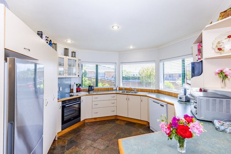 Photo of property in 16 Kelsi Street, Tawhero, Whanganui, 4501