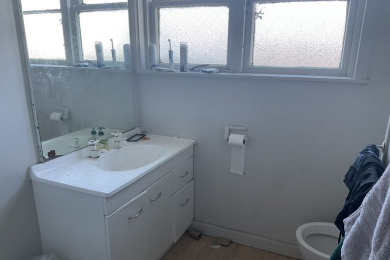 Photo of property in 42 Suva Street, Upper Riccarton, Christchurch, 8041