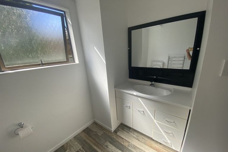 Photo of property in 1/17 Ervine Place, Bucklands Beach, Auckland, 2014