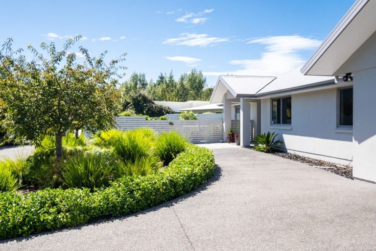 Photo of property in 86 Rochfort Road, Havelock North, 4130