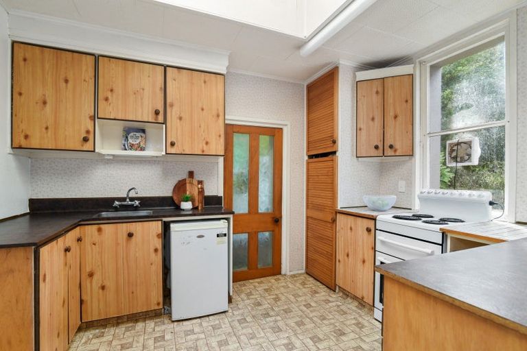 Photo of property in 70 Gladstone Road, Dalmore, Dunedin, 9010