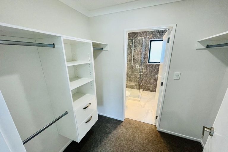 Photo of property in 36d Seymour Road, Sunnyvale, Auckland, 0612