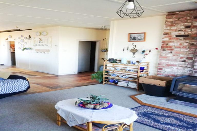 Photo of property in 858 Papatotara Road, Papatotara, Tuatapere, 9691