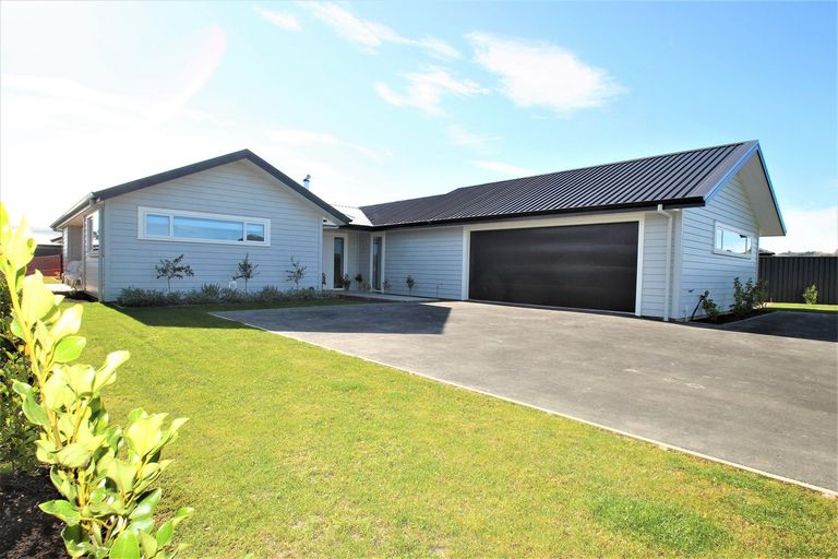 Photo of property in 4 Anderton Crescent, Mosgiel, 9024