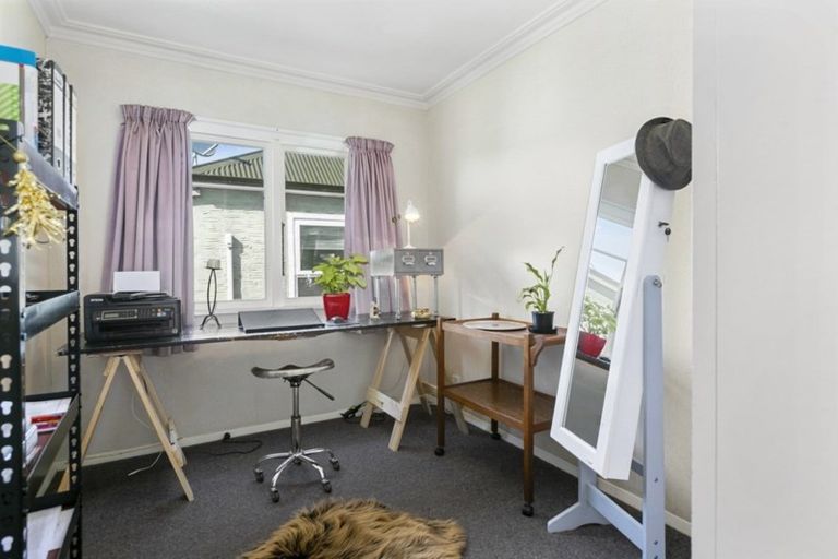 Photo of property in 69 Glenpark Avenue, Mornington, Dunedin, 9011