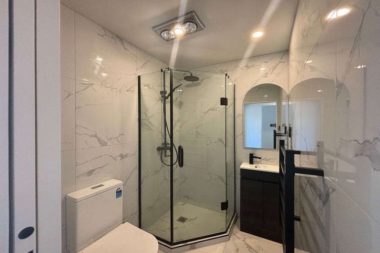 Photo of property in 6/2 Anthony Place, Pakuranga, Auckland, 2010